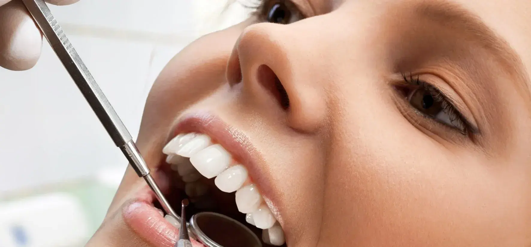 Dentalhygiene – die Basis für gesunde Zähne (Deutsch)